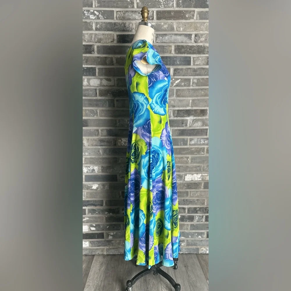 Vintage Y2K Style Rose Print Button-Front Maxi Dress - Picture 2 of 6